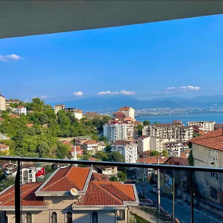 Stunning Sea & Mountain View Duplex In *